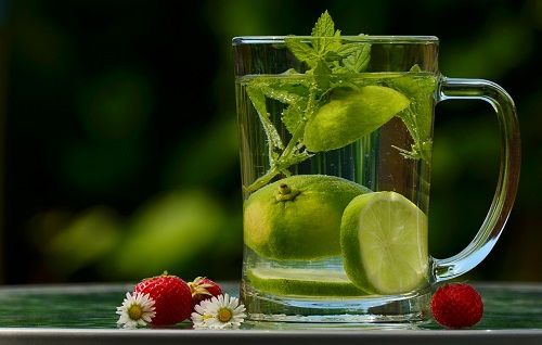 Add Green Tea or Lemon Water in Your Daily Routine