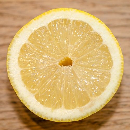 Honey and Lemon for Pimples